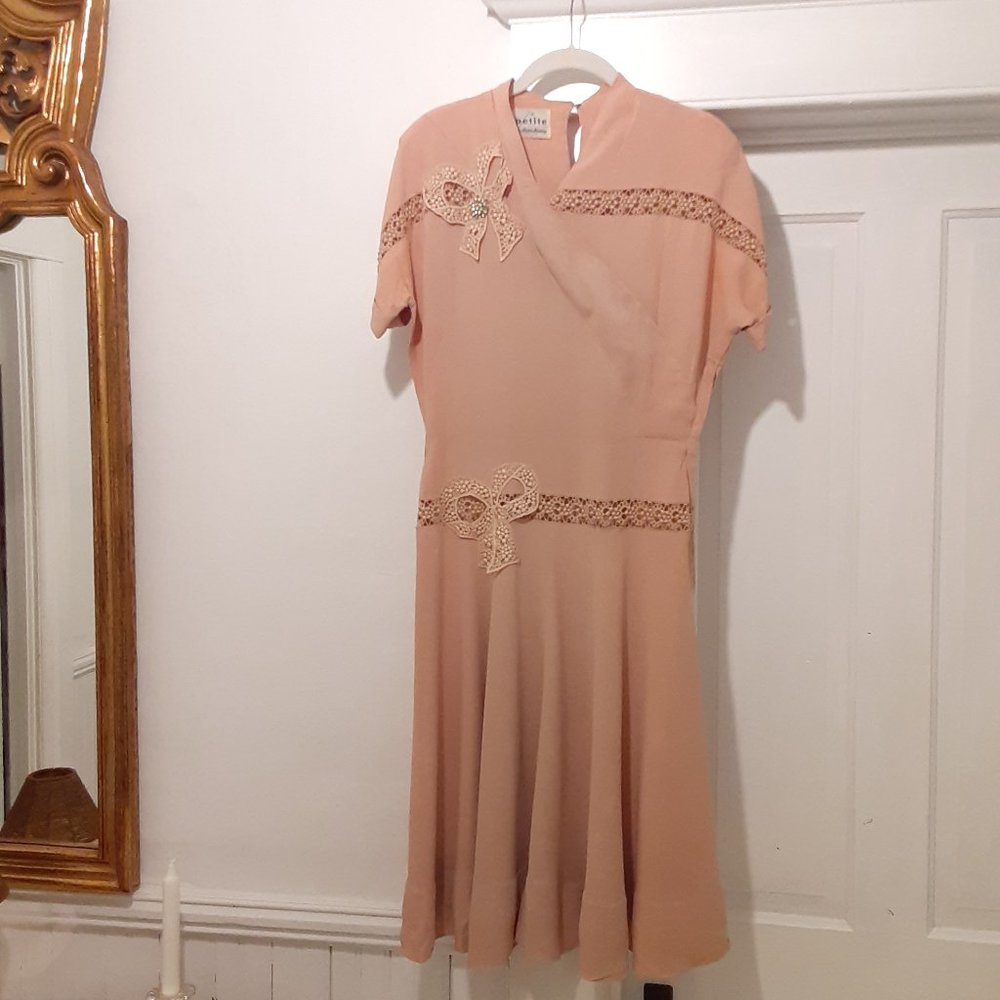 a petite Historic Vintage Dress, Pink
